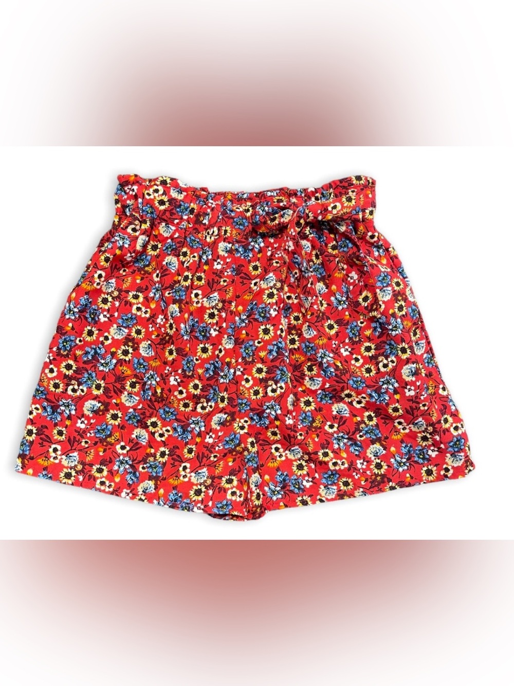 Band Of Gypsies Red FloralElastic High-Waist Paperbag Shorts with Bow Medium NWT